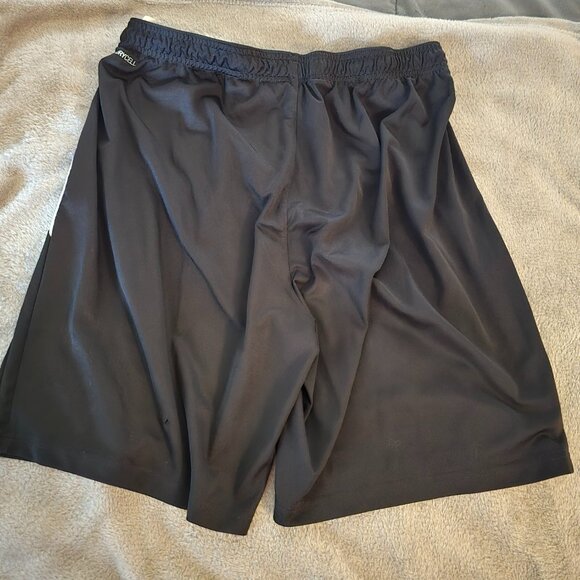 Mens 2 pairs Puma Black w/White Accent Soccer Shorts L - Picture 7 of 8